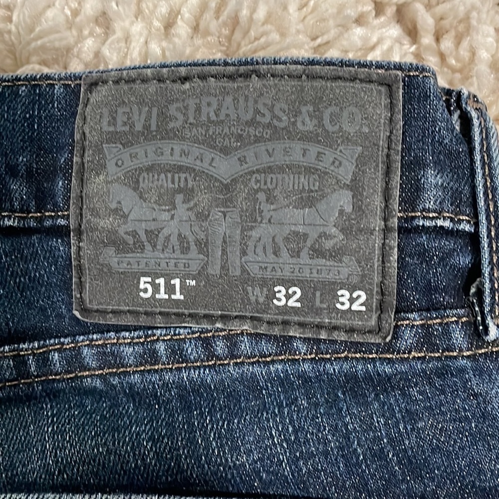 Dark Blue Levi’s 511 Slim Fit W32 L32 - Picture 4 of 5